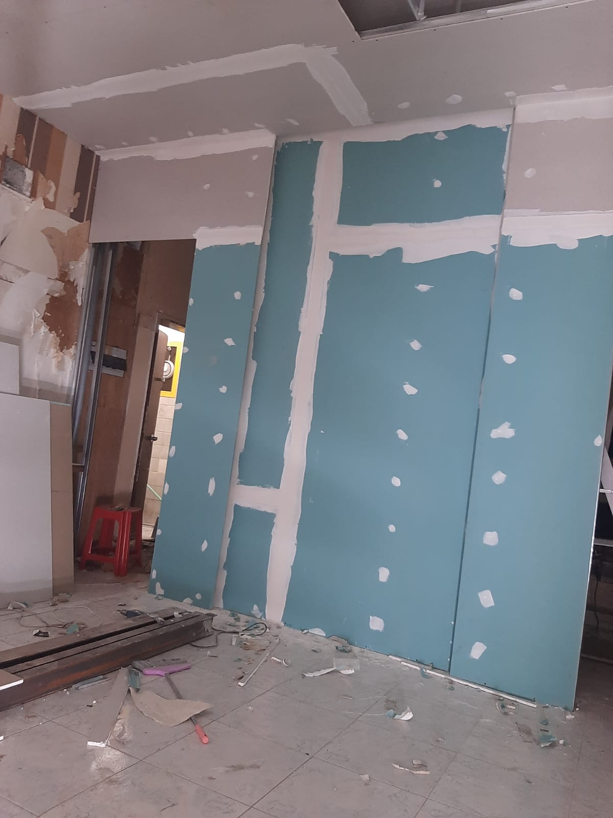 INNZ Fashion Boutique - Before / Drywall Works